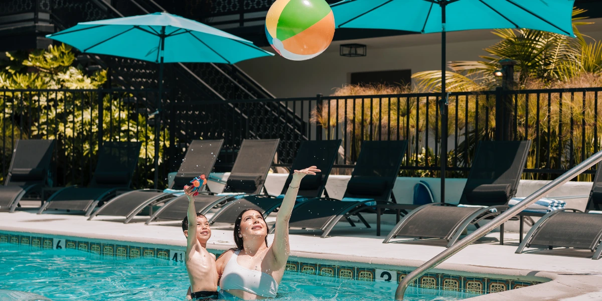 Celebrate Summer at Pacific Crest Hotel!
